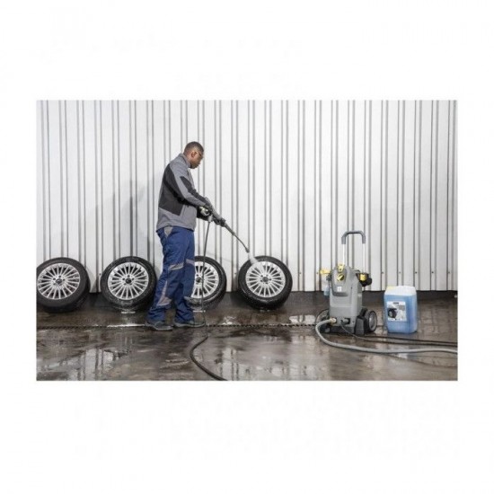 Водоструйна машина KARCHER HD 6/15 M PLUS Водоструйна машина KARCHER HD 6/15 M PLUS
