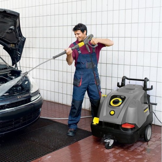 Пароструйна машина KARCHER HDS 8/18 - 4C Пароструйна машина KARCHER HDS 8/18 - 4C