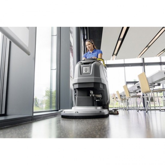 Подопочистващ автомат KARCHER BD 50/55 W Bp Pack 115Ah Подопочистващ автомат KARCHER BD 50/55 W Bp Pack 115Ah